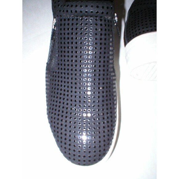 New Womens Shoes Fashion Casual Sneakers 8.5 White Black Skecher Street Disco - Picture 2 of 11